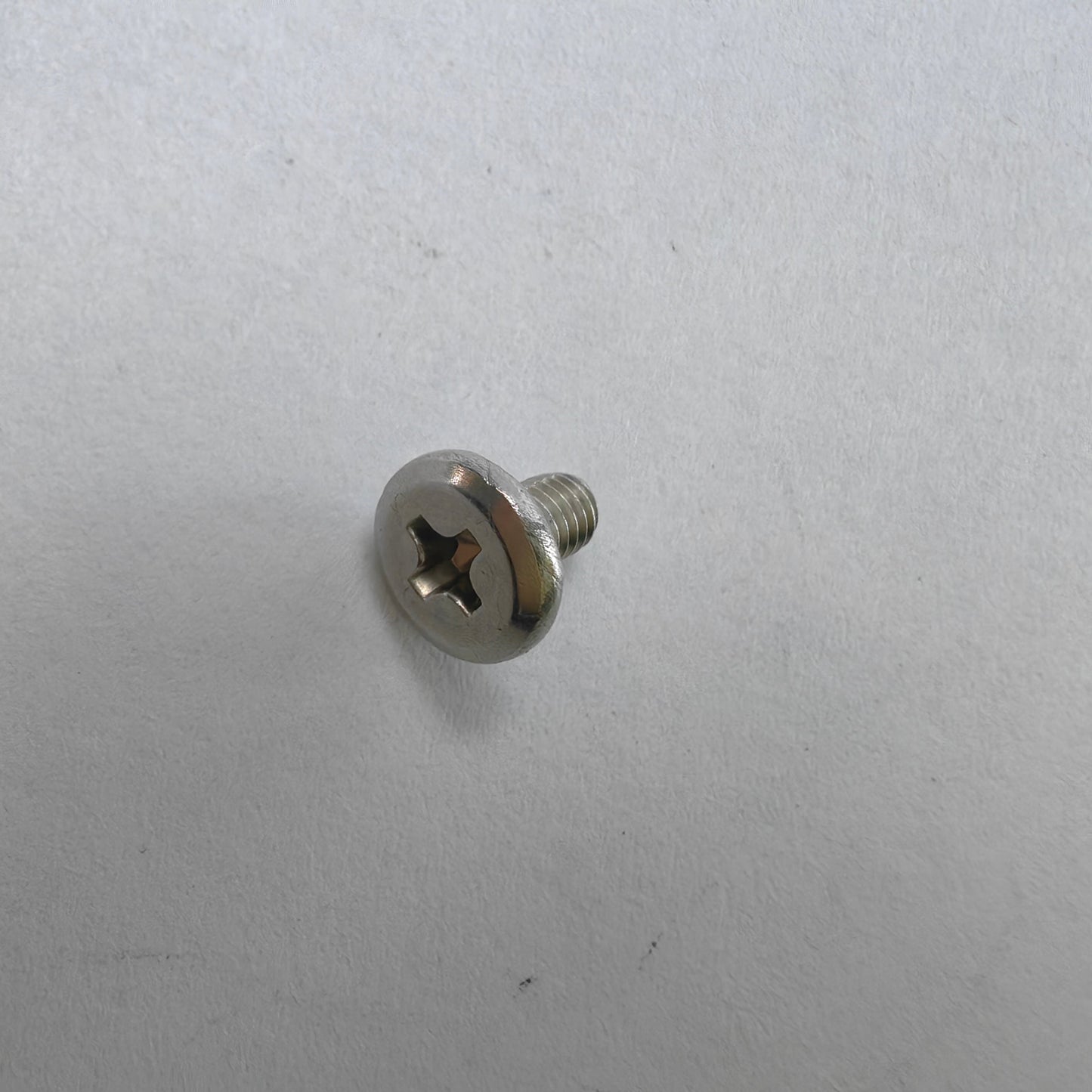 EAVision M3 flat head inverted edge screw, EAVision spray drone part number Y10500494
