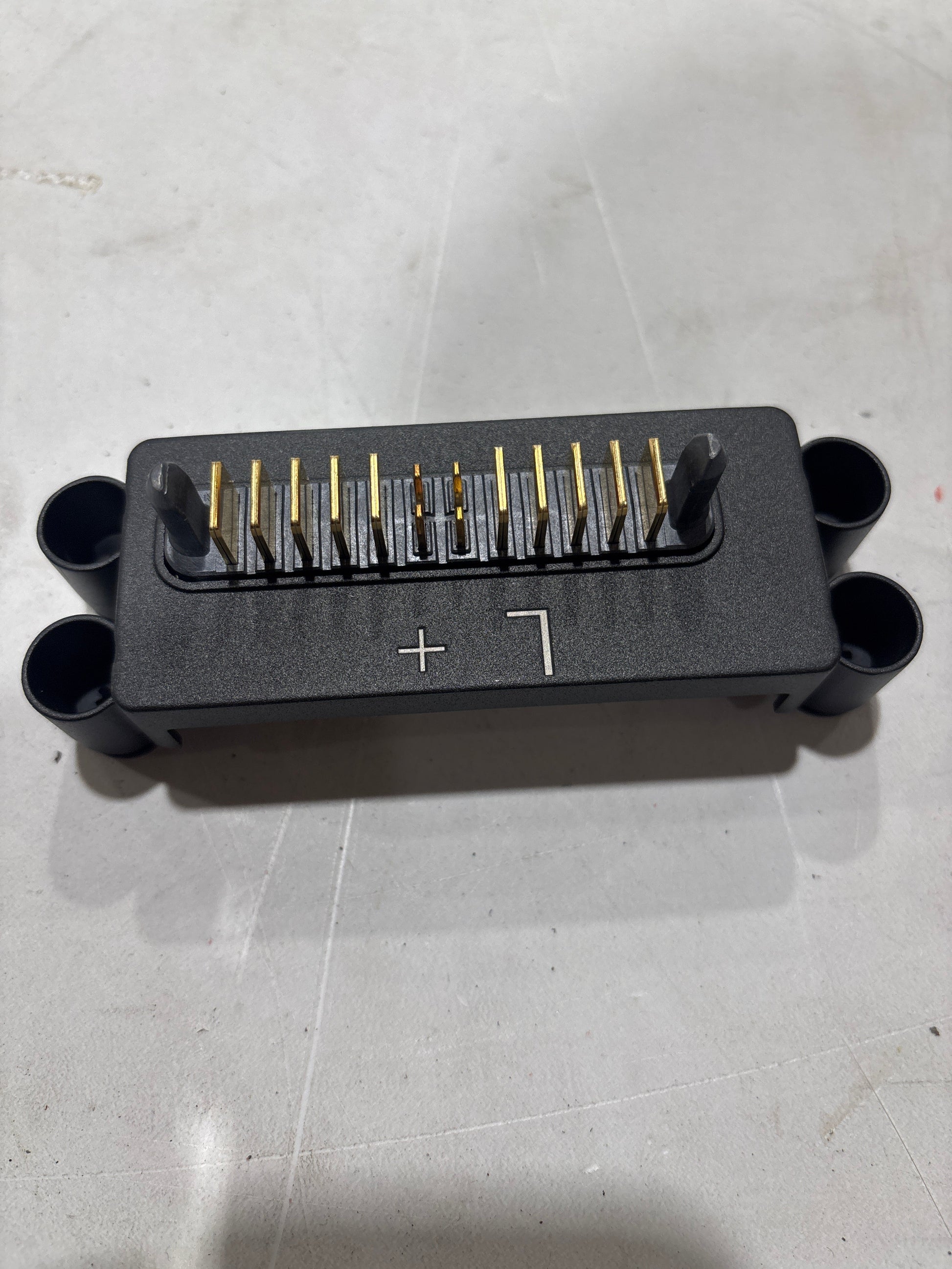 EAVision J150 Left Connector Assembly, EAVision spray drone part number B20100277
